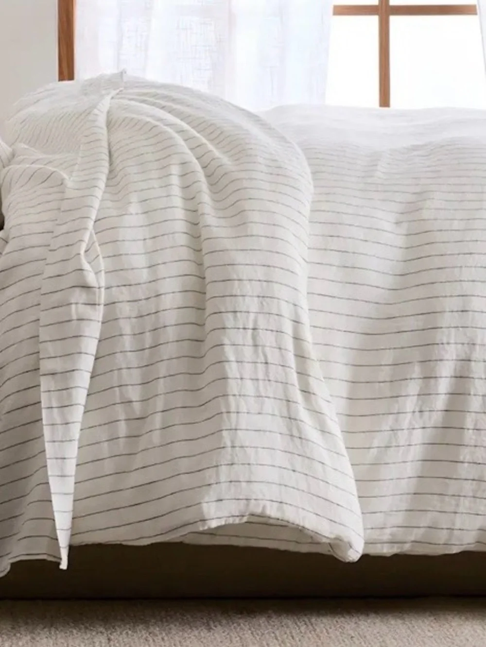 NWOT Quince European Linen Stripe 2 Pc Duvet Cover Set, Twin (Pencil Stripe)